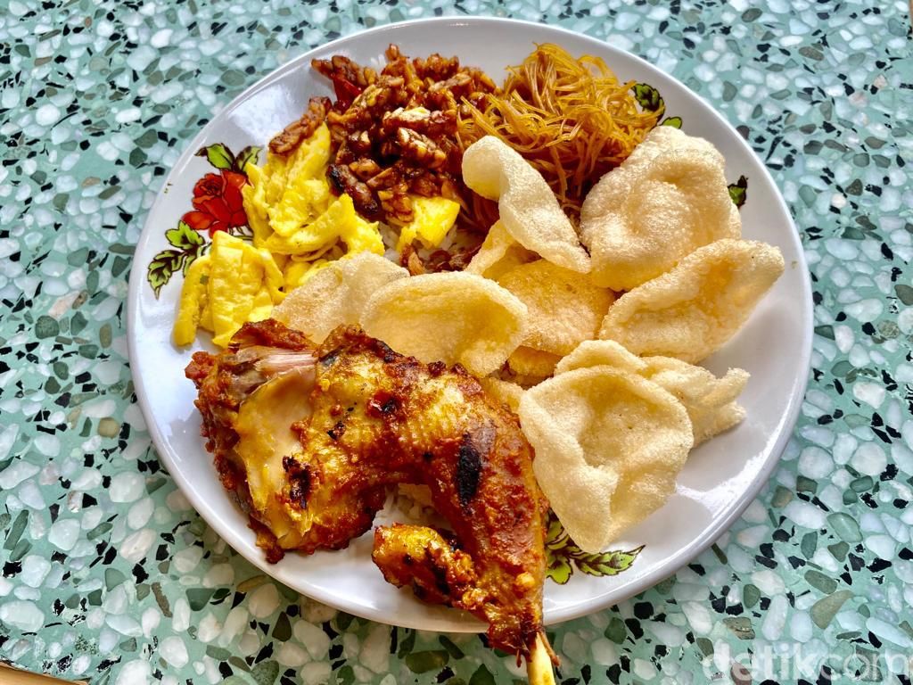 Satoe Uduk : Sedapnya Nasi Uduk Betawi Kekinian di Resto Instagramable