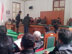 Asri Terdakwa Penembakan Najamuddin Nilai Dakwaan JPU Tidak Jelas