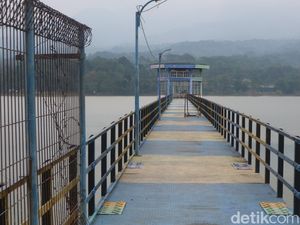 Menikmati Kesejukan Gunung Muria di Waduk Seloromo Bikinan Era Kolonial
