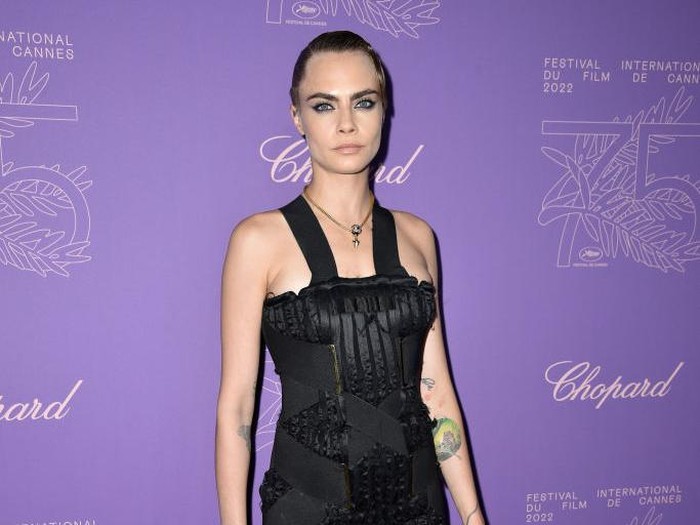 CANNES, FRANCE - MAY 24: Cara Delevingne attends the Cannes 75 Anniversary Dinner during the 75th annual Cannes film festival at on May 24, 2022 in Cannes, France. (Photo by Lionel Hahn/Getty Images)