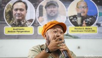 Menurut Mensos Risma jumlah yang menerima bantuan adalah mereka yang menerima selama ini BPNT (Bantuan Pangan Non Tunai) dan PKH (Program Keluarga Harapan). Tapi tidak yang beririsan. Artinya kalau mereka menerimanya dua, mereka menerimanya hanya satu. Sehingga totalnya 20,6 juta KPM. Setiap keluarga ditargetkan menerima Rp 600ribu yang disalurkan bertahap. 