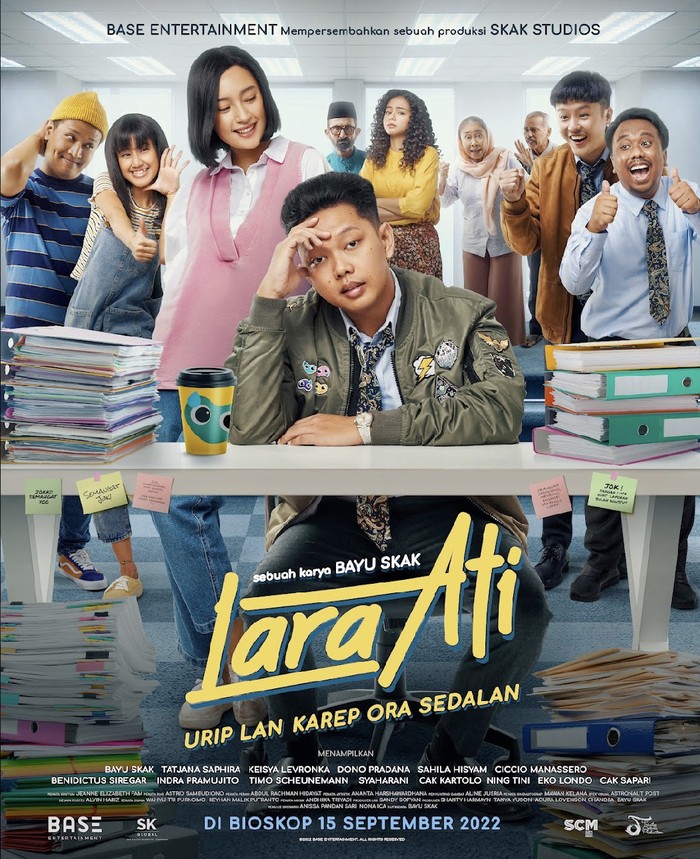 Film Lara Ati mengambil latar Kota Surabaya dan dinarasikan dengn bahasa Jawa. Pemain film ini juga banyak yang asli Jawa Timur.