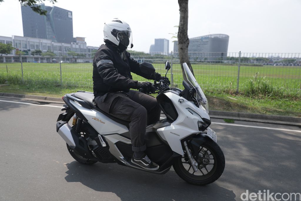 Honda ADV 160