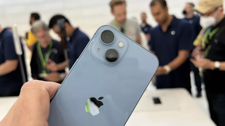 iPhone 14