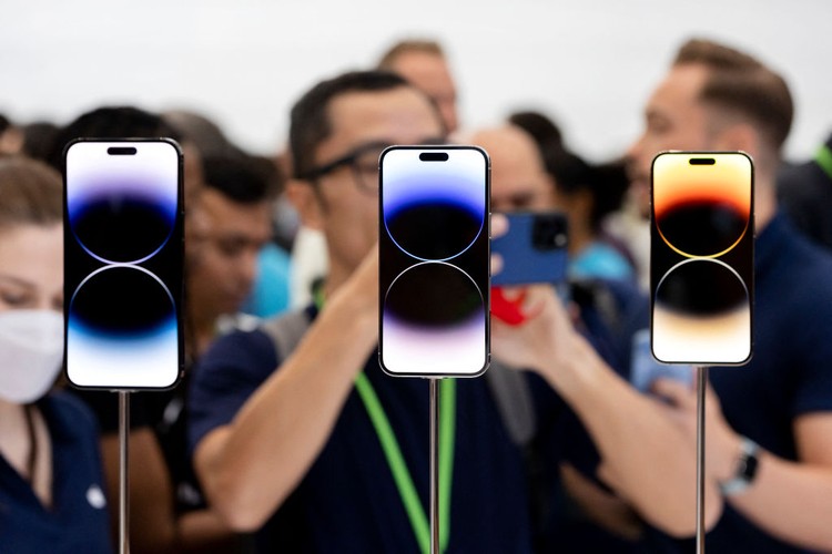 iPhone 14 Pro dan iPhone 14 Pro Max iPhone 14 Pro dan iPhone 14 Pro Max