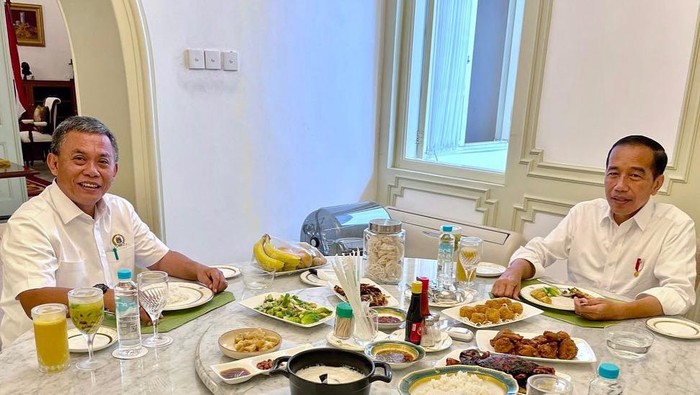 Jokowi dan Prasetyo Edi Marsudi