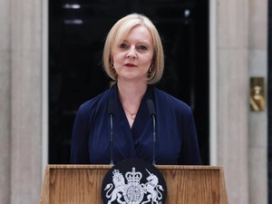 PM Liz Truss Mundur dari Jabatannya gegara Krisis Ekonomi Inggris Kian Buruk