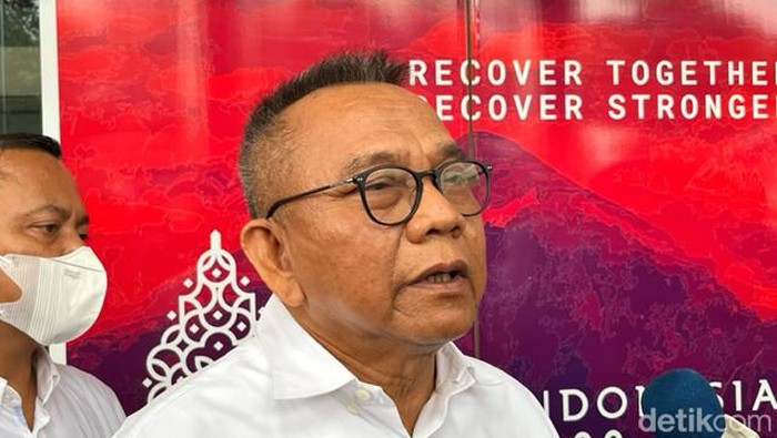 M Taufik