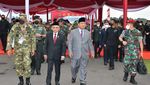 Momen Maruf Amin-Prabowo Naik Jip Cek Pasukan Komcad