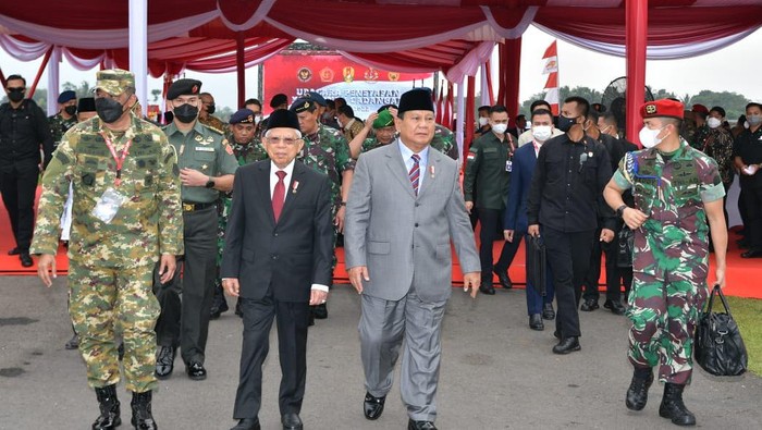 Ma'ruf Amin pimpin upacara penetapan Komcad tahun 2022 Ma'ruf Amin pimpin upacara penetapan Komcad tahun 2022