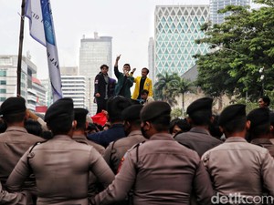 Demo BBM di 3 Titik Jakarta Hari Ini, 8.350 Personel Polisi Siaga