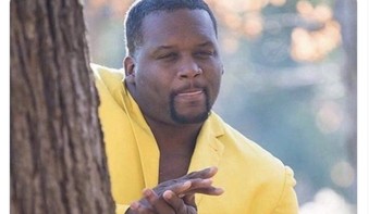 Banyak juga yang seperti ini, menunggu iPhone generasi lama turun harga seiring kemunculan iPhone baru. Foto: Twitter