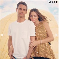 Dalam wawancara terbaru dengan Vogue Australia, Miranda Kerr juga mengungkap hubungannya terkini dengan mantan suaminya Orlando Bloom dan Katy Perry, yang juga sudah memiliki anak dari sang aktor. Miranda mengaku menjalankan co-parenting dengan Orlando dan Katy dalam mengasuh anak pertamanya Flynn yang kini sudah remaja. Foto: Instagram