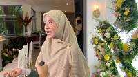 Natasha Rizky berbagi pengalamannya tetap merawat wajahnya di tengah kesibukannya sebagai publik figur dan ibu dari 3 orang anak. (Foto: Alethea Pricila/detikHealth)