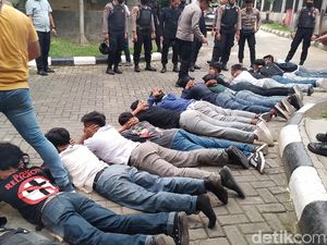 Puluhan Pelajar Diamankan saat Aksi Demo Tolak Kenaikan BBM di Sumut