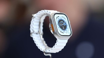 Apple Watch Ultra tampak keren dan mewah. Foto: Getty Images