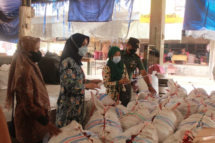 Peninjauan Harga Pangan di Kediri