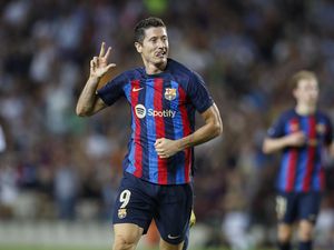 Xavi Tidak Akan Tukar Lewandowski dengan Siapa Pun