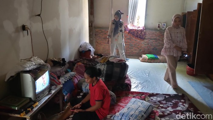 Rumah warga di Bone tempat api muncul dan berpindah-pindah tempat sebanyak 16 kali. (Agung/detikSulsel)