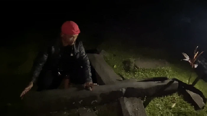 Suasana malam di Gunung Padang.