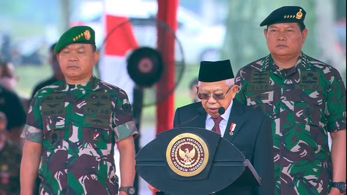Wakil Presiden RI Maruf Amin menjadi inspektur upacara memimpin Upacara Penetapan Komponen Cadangan tahun 2022 di Pusat Pendidikan dan Latihan Pasukan Khusus (Pusdiklatpassus), Kabupaten Bandung, Jawa Barat