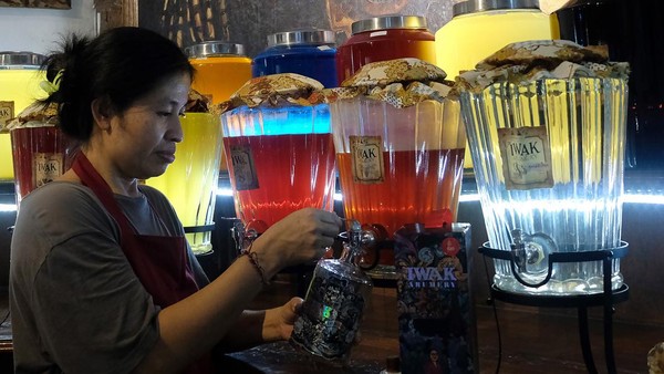 Ketika Arak Bali Jadi Souvenir G20