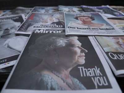 Wafatnya Ratu Elizabeth II Jadi Cover Koran di Inggris, Lihat Nih