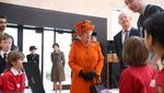 Momen Ratu Elizabeth II Unggah Instagram Pertama