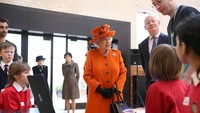 Kunjungan itu dilakukan Ratu Elizabeth II pada 7 Maret 2019. (Foto: AFP/SIMON DAWSON)