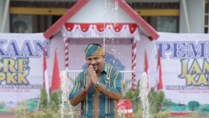 Bupati Dompu Kader Jaelani