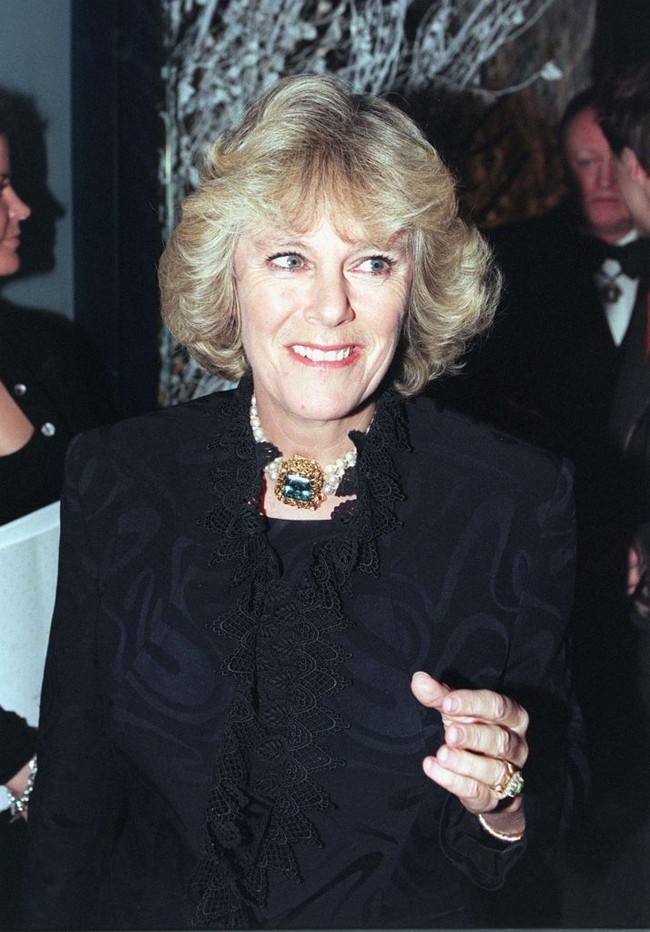 Camilla Parker Bowles menjadi sorotan dunia setelah disebut-sebut sebagai selingkuhan Pangeran Charles saat masih menikah dengan Putri Diana.Foto: Getty Images