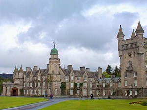 3 Hal Tentang Istana Balmoral Skotlandia Tempat Ratu Elizabeth II Wafat