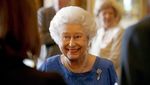 Khas Banget.. Begini Senyum Ratu Elizabeth II di Berbagai Momen