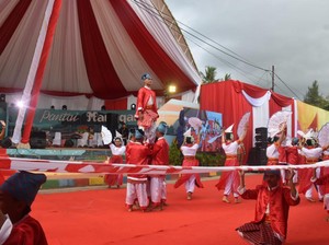 Menpora Puji Festival Sandeq 2022: Sebuah Mahakarya Maritim Indonesia