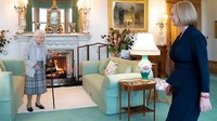 Sebelum meninggal, Ratu Elizabeth II terakhir terlihat di depan umum pada Selasa (6/9) lalu, saat dirinya menyapa politisi Liz Truss di Balmoral, Skotlandia.  