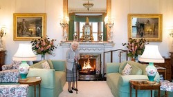 Sebelum meninggal dunia, Ratu Elizabeth II sempat bertemu dengan PM Inggris. Kondisinya dalam kesempatan tersebut menjadi sorotan publik, ini potretnya.