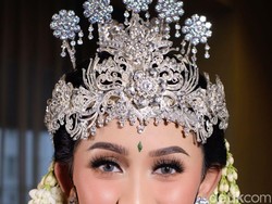 7 Foto Cantiknya Puteri Indonesia Sulsel Dinikahi Anak Menteri Agraria RI