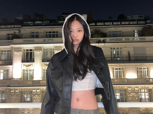 Gaya 8 Idol KPop Wanita Pakai Low Rise Pants, Pamer Perut Ramping