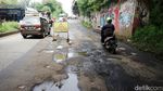 Hati-hati! Jalan Penghubung Bekasi-Jakarta Rusak
