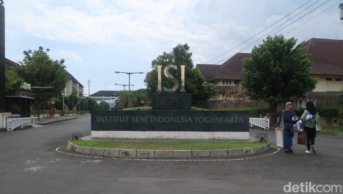 Institut Seni Indonesia (ISI) Jogja.