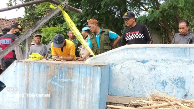 jembatan gantung di probolinggo putus