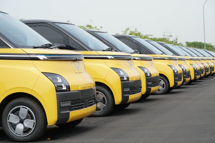 Jusuf Hamka serah terima Wuling Air ev Jusuf Hamka serah terima Wuling Air ev