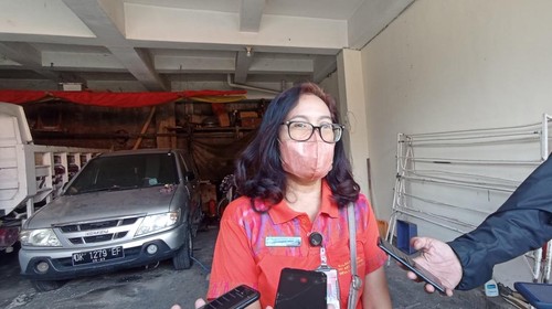 Kepala Dusun Bumi Asri, Kecamatan Denpasar Barat, Kota Denpasar, Dewa Ayu Sri Wirayanti saat ditemui wartawan di rumahnya, Jumat (9/9/2022).