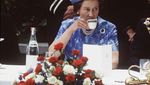 Potret Jadul Keluarga Kerajaan Inggris Saat Minum Teh