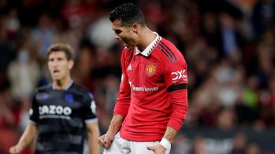 Foto: Cristiano Ronaldo Mati Kutu di Liga Europa