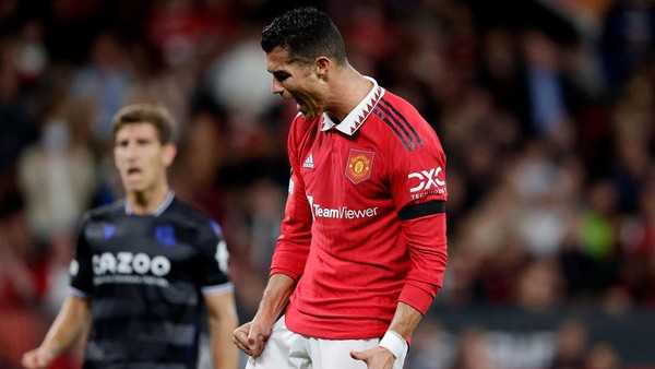Foto: Cristiano Ronaldo Mati Kutu di Liga Europa