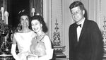 Momen Ratu Elizabeth II Bersama Pemimpin Dunia, Obama-Soeharto