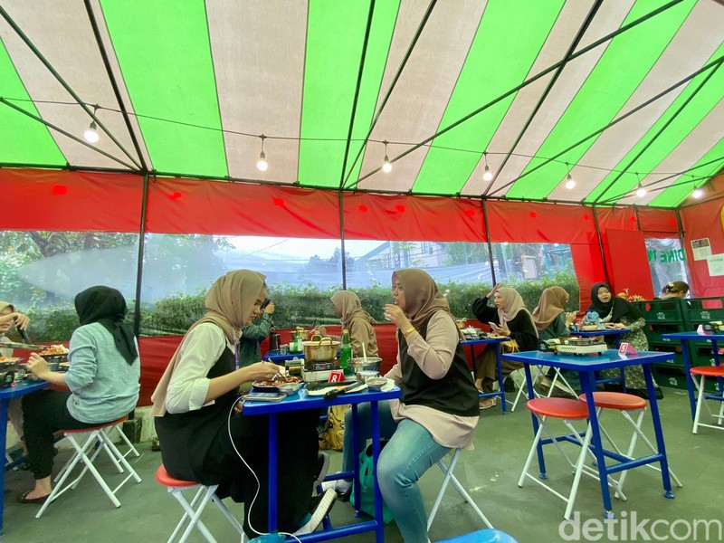 Nolda Pocha, warung makan tenda kaki lima Korea di Bintaro