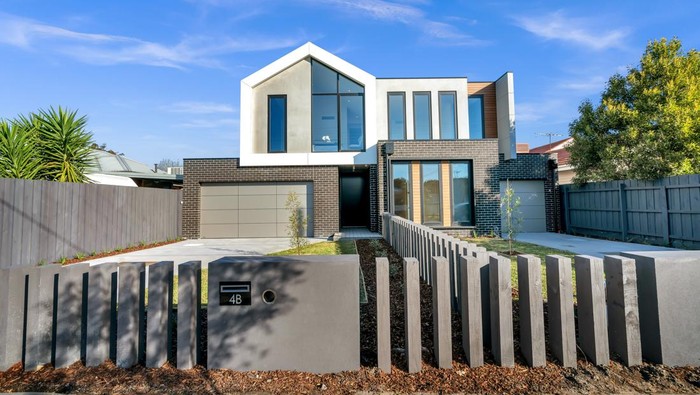 Contoh model pagar rumah minimalis.