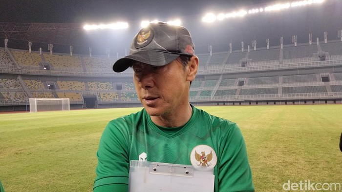 Pelatih Timnas U-19, Shin Tae Yong
